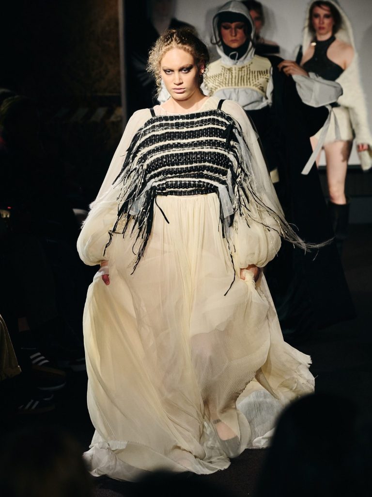 Photographer: @brutstätte, Model: Vanessa Imbri